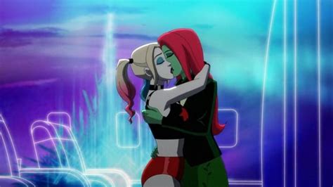 Every Time Harley Quinn and Poison Ivy Have Kissed...So Far